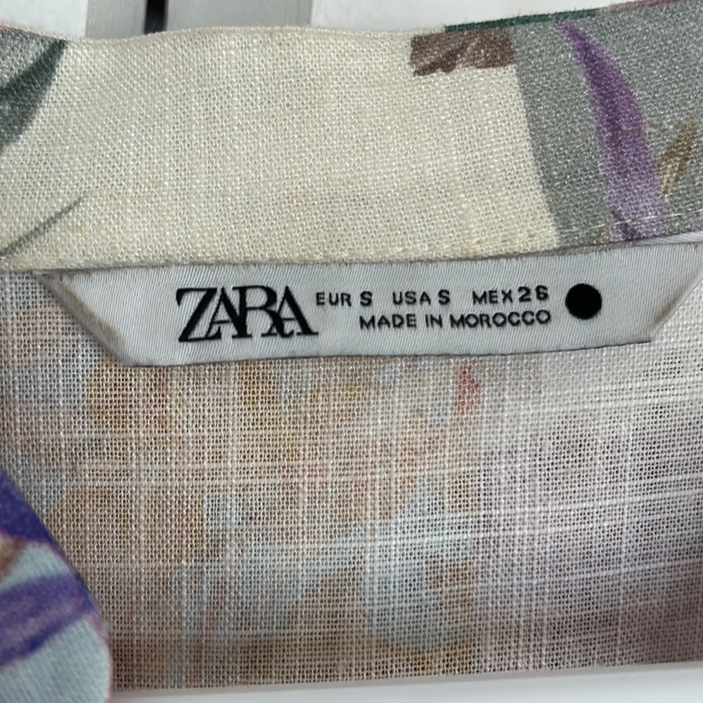 NWOT ZARA Floral Dress - Picture 4 of 5